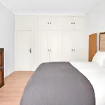Lovely Private In Lapa Pensjonat Lizbona