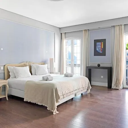 Lovely Private In Lapa בית הארחה ליסבון